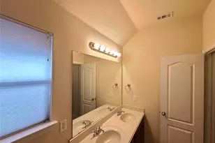 9729 Stripling Dr, Fort Worth, TX 76244 - Photo 19