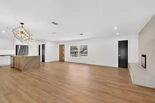 10526 Andover Dr, Dallas, TX 75228 - Photo 9