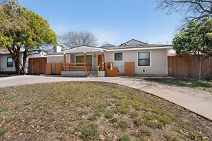 10526 Andover Dr, Dallas, TX 75228 - Photo 3