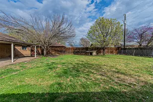 302 West Ct, Glenn Heights, TX 75154 - Photo 25