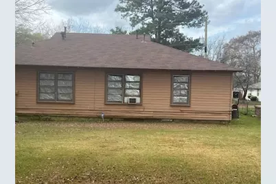 318 Milligan Drive, Pittsburg, TX 75686 - Photo 3