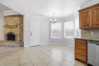 8102 Melrose Street E, White Settlement, TX 76108 - Photo 11