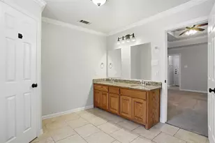 8102 Melrose Street E, White Settlement, TX 76108 - Photo 9