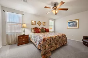 2139 Hacienda Ct, Grand Prairie, TX 75052 - Photo 19