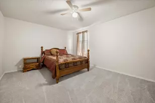 2139 Hacienda Ct, Grand Prairie, TX 75052 - Photo 27