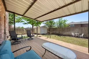 2139 Hacienda Ct, Grand Prairie, TX 75052 - Photo 33