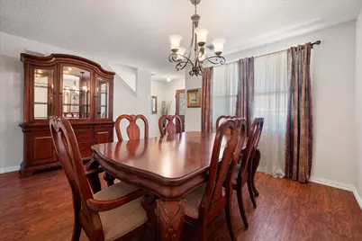 2139 Hacienda Court, Grand Prairie, TX 75052 - Photo 9