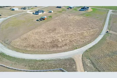 301 Marshall Circle, Whitewright, TX 75491 - Photo 7