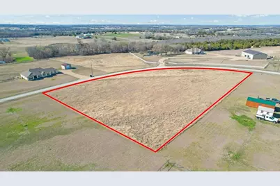 301 Marshall Circle, Whitewright, TX 75491 - Photo 5