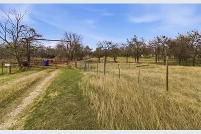 540 SE County Road 3105, Corsicana, TX 75109 - Photo 5