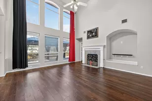 205 Lake Village Dr, McKinney, TX 75071 - Photo 9