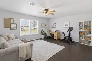 626 Shadyway Dr, Dallas, TX 75232 - Photo 9