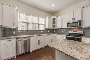 214 Lanyard Dr, Lewisville, TX 75057 - Photo 11