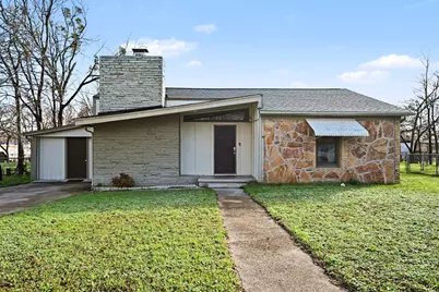 108 N Cherry Lane, Granbury, TX 76048 - Photo 1