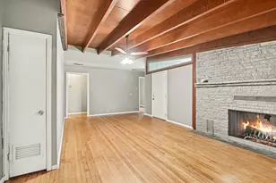 108 N Cherry Ln, Granbury, TX 76048 - Photo 3