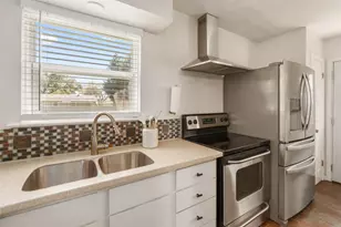 429 Vernet St, Richardson, TX 75080 - Photo 11