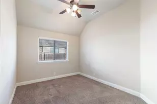 325 Sherbrook St, Van Alstyne, TX 75495 - Photo 23