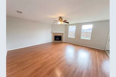 1006 Blackberry Trail, Lancaster, TX 75134 - Photo 3