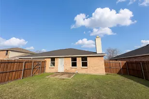 1006 Blackberry Trail, Lancaster, TX 75134 - Photo 5