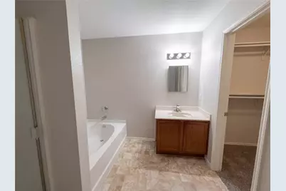 1006 Blackberry Trail, Lancaster, TX 75134 - Photo 15