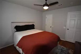 1008 Redfish Dr, Burleson, TX 76028 - Photo 15