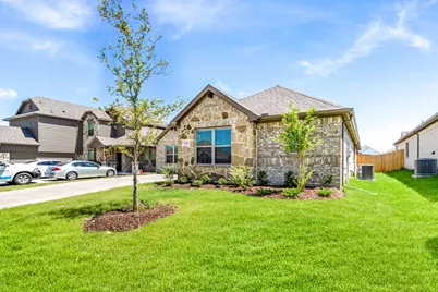 423 Maltese Drive, Red Oak, TX 75154 - Photo 3