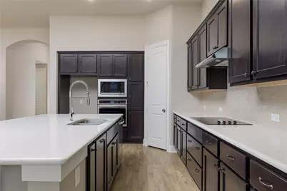 1829 Leo Drive, Van Alstyne, TX 75495 - Photo 9