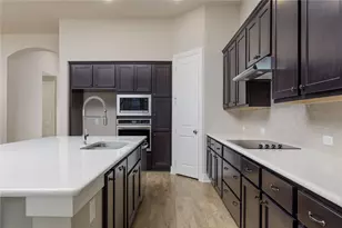 1829 Leo Dr, Van Alstyne, TX 75495 - Photo 9