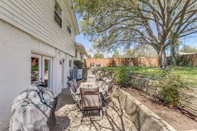 11614 Rogue Way, Dallas, TX 75218 - Photo 23