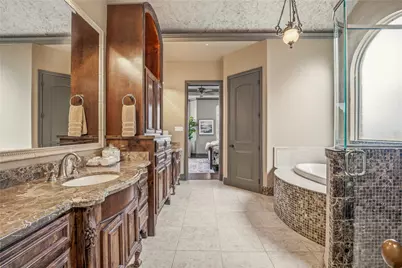 2319 Vienna Drive, Granbury, TX 76048 - Photo 17