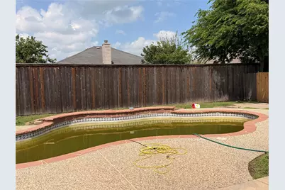 1212 Badbury Lane, Grand Prairie, TX 75052 - Photo 31