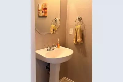 1212 Badbury Lane, Grand Prairie, TX 75052 - Photo 5