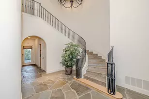 465 Bay Hill Dr, Possum Kingdom Lake, TX 76449 - Photo 3