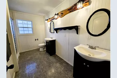 1490 Sheila Street, Stephenville, TX 76401 - Photo 9