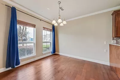 207 S Kealy Avenue, Lewisville, TX 75057 - Photo 9