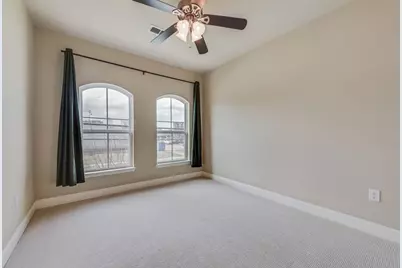 207 S Kealy Avenue, Lewisville, TX 75057 - Photo 23