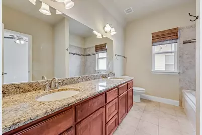 207 S Kealy Avenue, Lewisville, TX 75057 - Photo 21