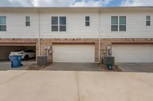 207 S Kealy Ave, Lewisville, TX 75057 - Photo 27