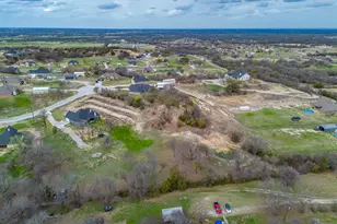 3008 Louie Ln, Springtown, TX 76082 - Photo 5