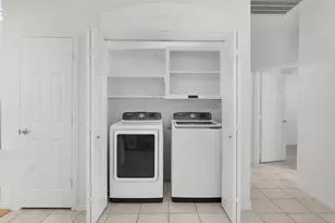 8108 Locust St, Irving, TX 75063 - Photo 7