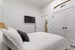 1832 S Park Ave, Denison, TX 75020 - Photo 23