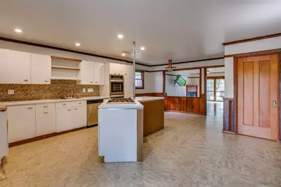 7937 Deer Trail Drive, Dallas, TX 75238 - Photo 15