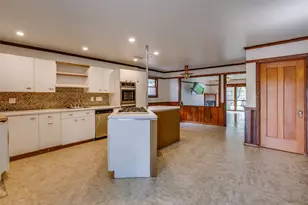 7937 Deer Trail Dr, Dallas, TX 75238 - Photo 15