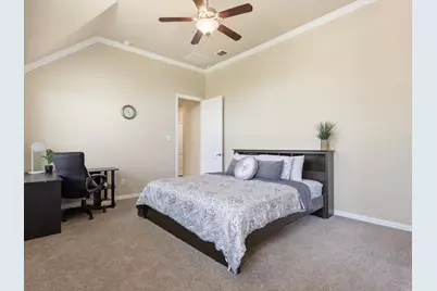 800 River Oak Avenue, Euless, TX 76039 - Photo 17