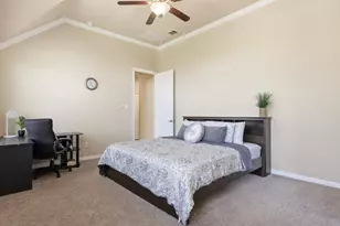 800 River Oak Ave, Euless, TX 76039 - Photo 17