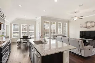 800 River Oak Ave, Euless, TX 76039 - Photo 11