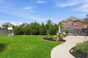 800 River Oak Ave, Euless, TX 76039 - Photo 31