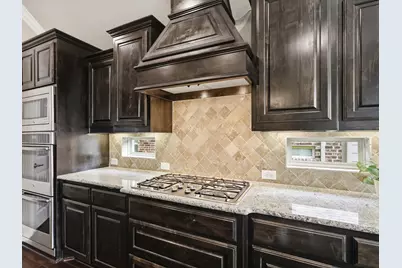 800 River Oak Avenue, Euless, TX 76039 - Photo 7