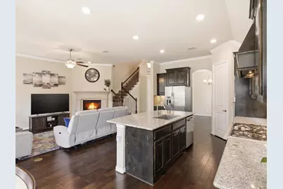 800 River Oak Avenue, Euless, TX 76039 - Photo 9