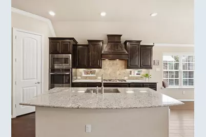 800 River Oak Avenue, Euless, TX 76039 - Photo 5